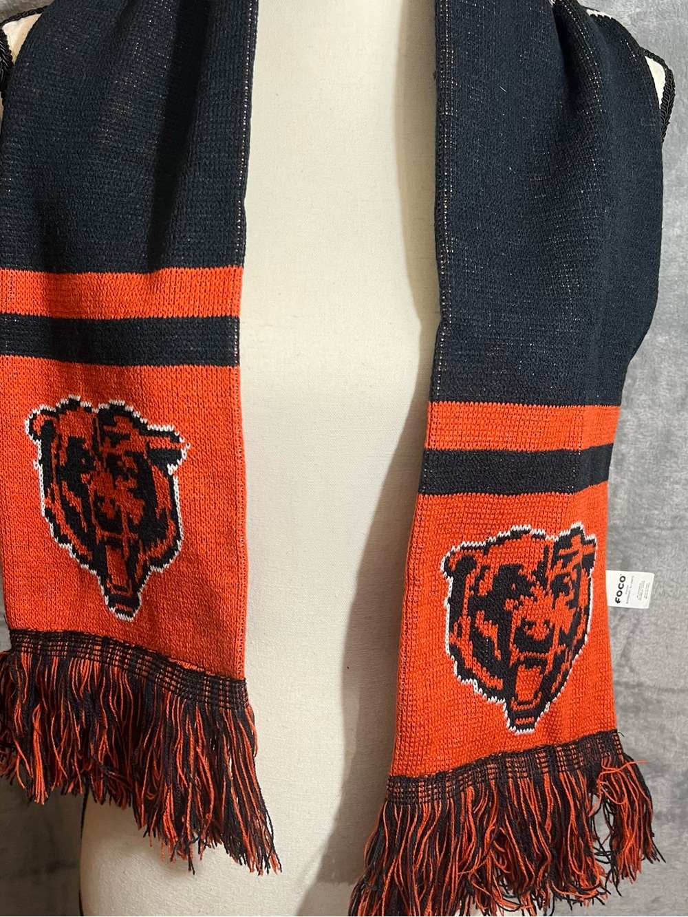 Chicago Bears Black & Orange Knit Logo Scarf by
